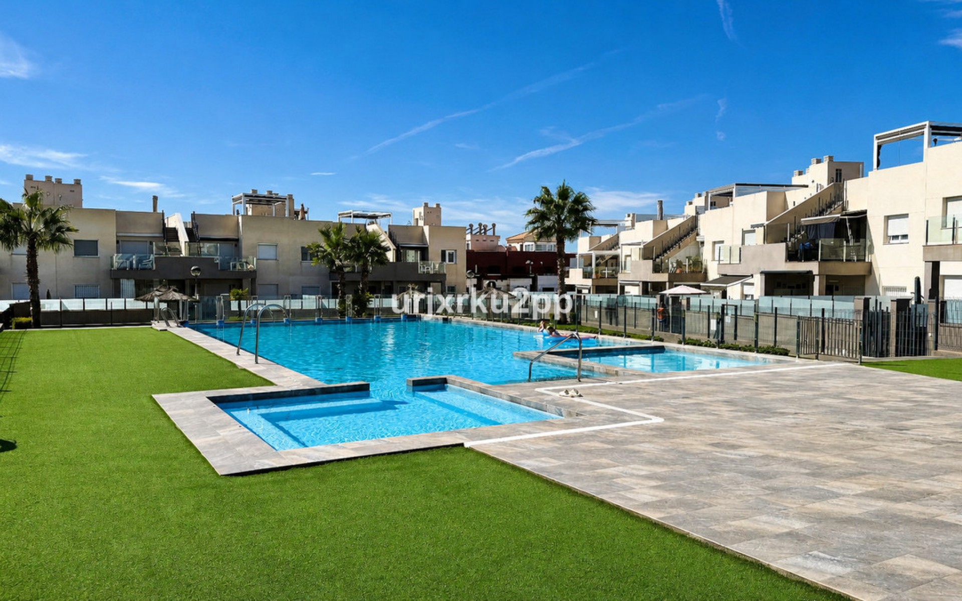 Resale - Apartment - Torrevieja - Aguas Nuevas
