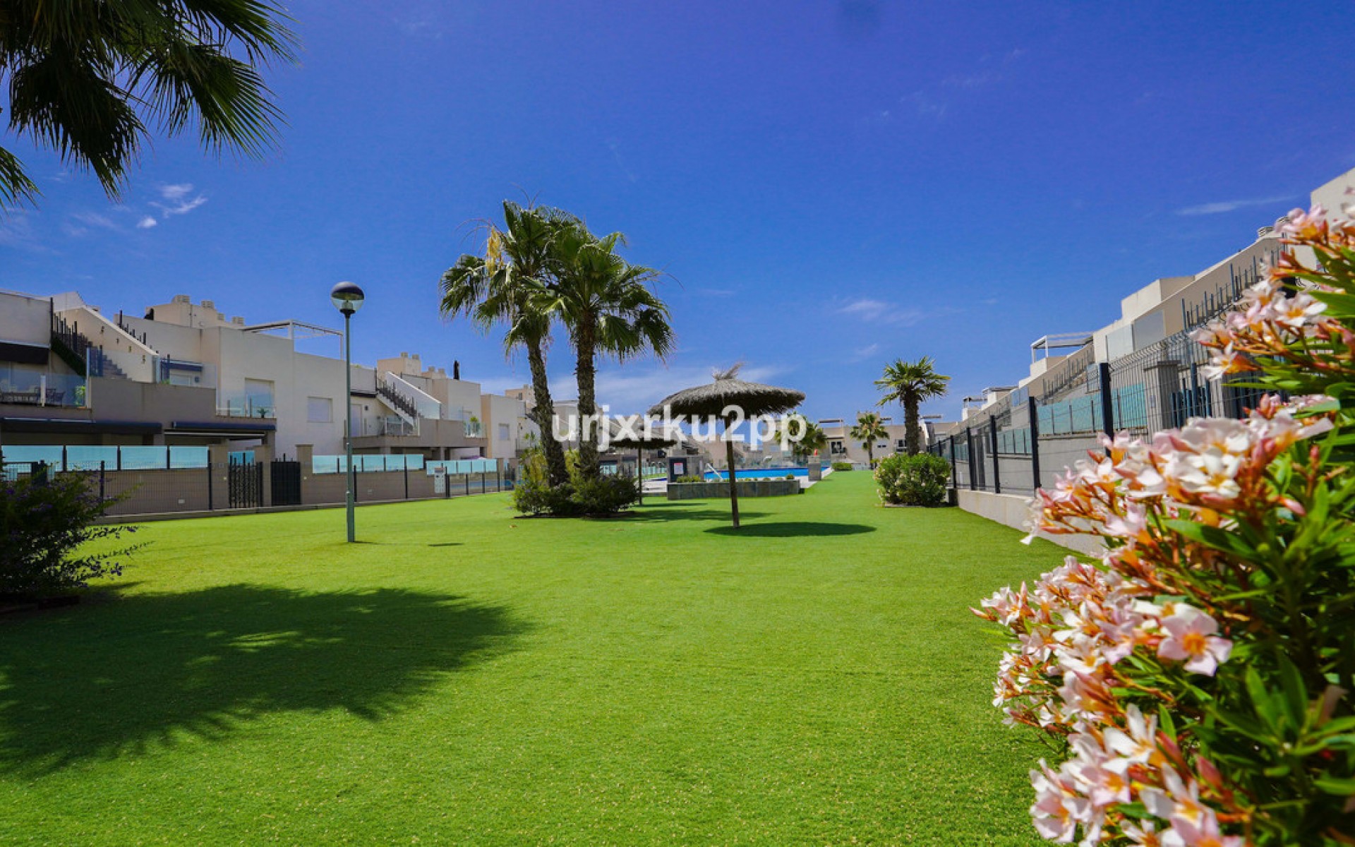 Resale - Apartment - Torrevieja - Aguas Nuevas