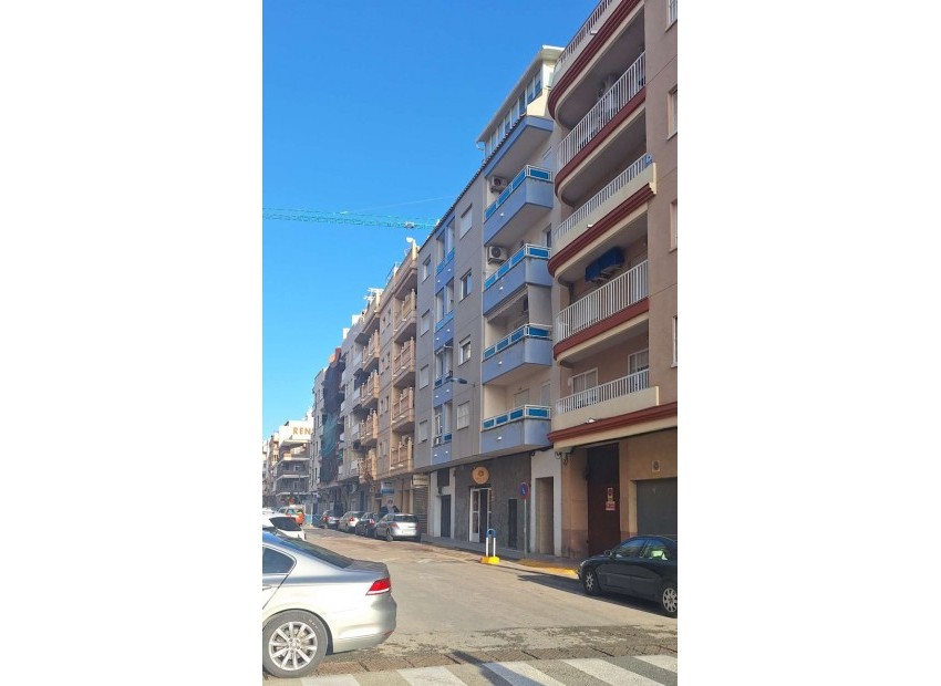 Resale - Apartment - Torrevieja - El Acequión - Los Náufragos