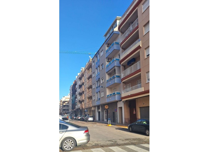 Resale - Apartment - Torrevieja - El Acequión - Los Náufragos
