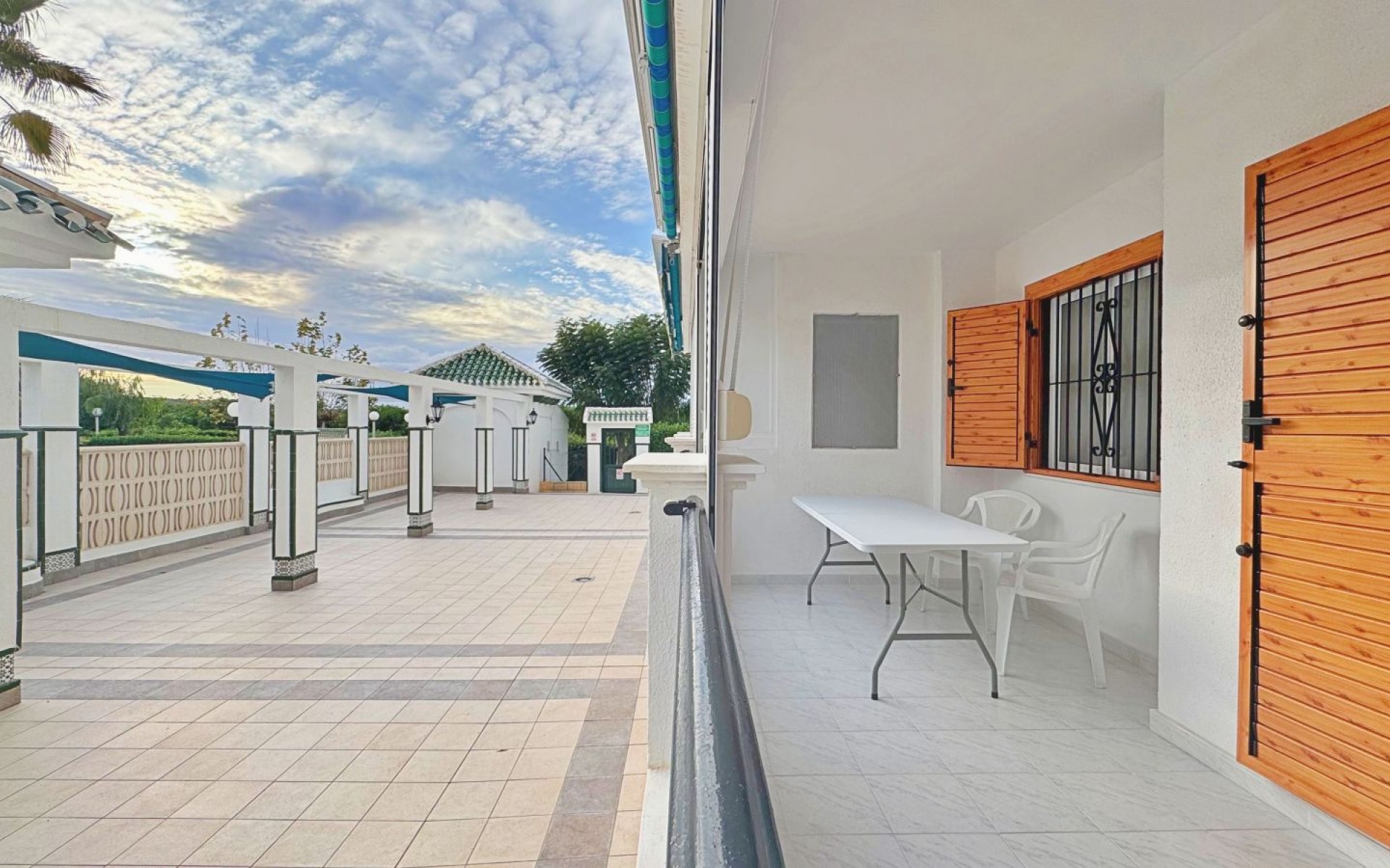 Resale - Apartment - Torrevieja - La Mata