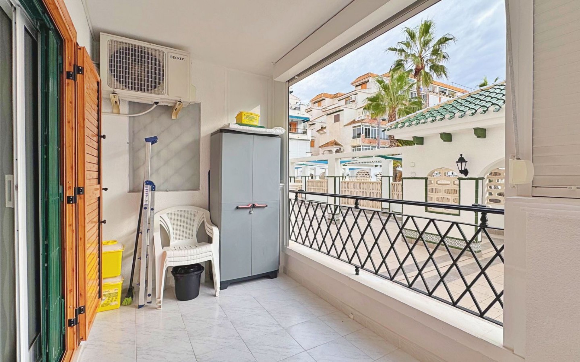 Resale - Apartment - Torrevieja - La Mata