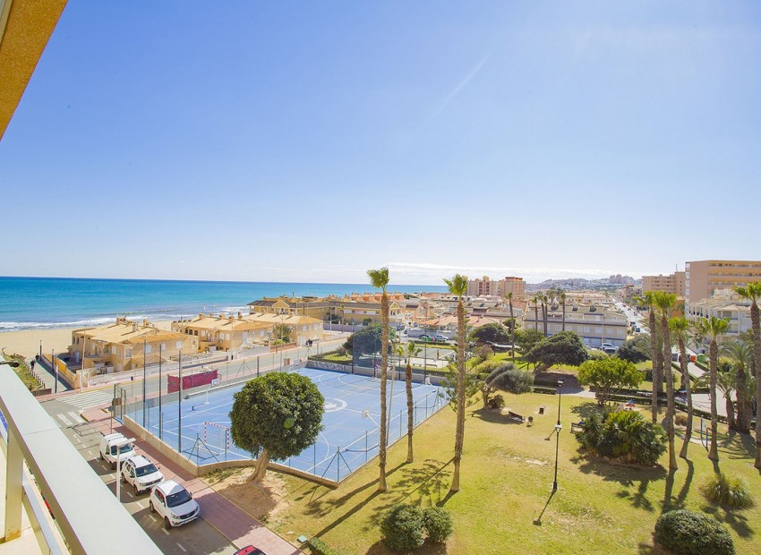 Resale - Apartment - Torrevieja - La Mata
