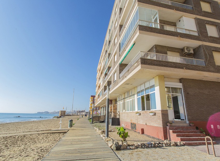Resale - Apartment - Torrevieja - La Mata