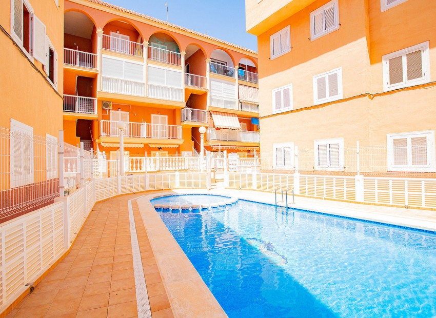 Resale - Apartment - Torrevieja - La Mata