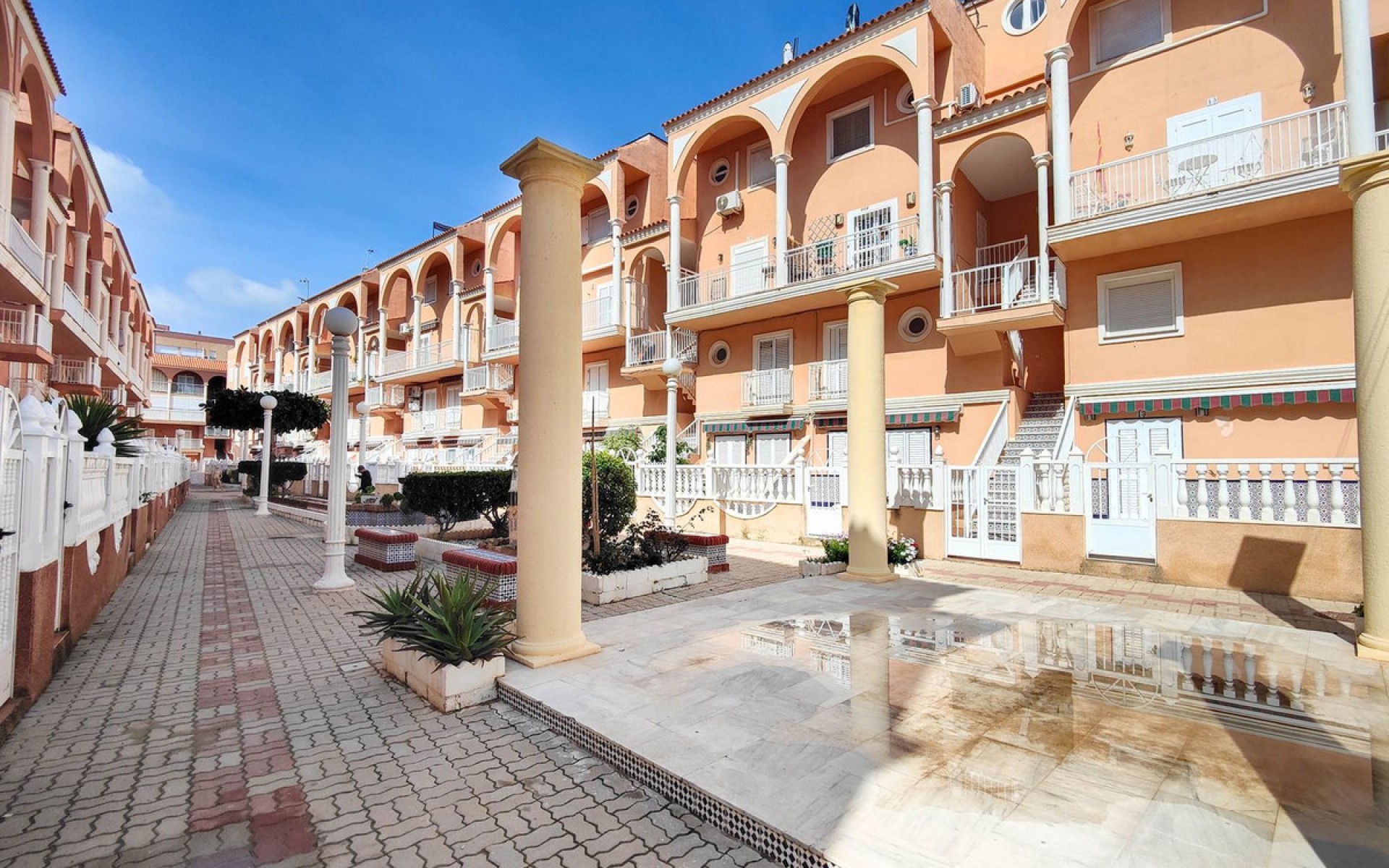 Resale - Apartment - Torrevieja - La Mata