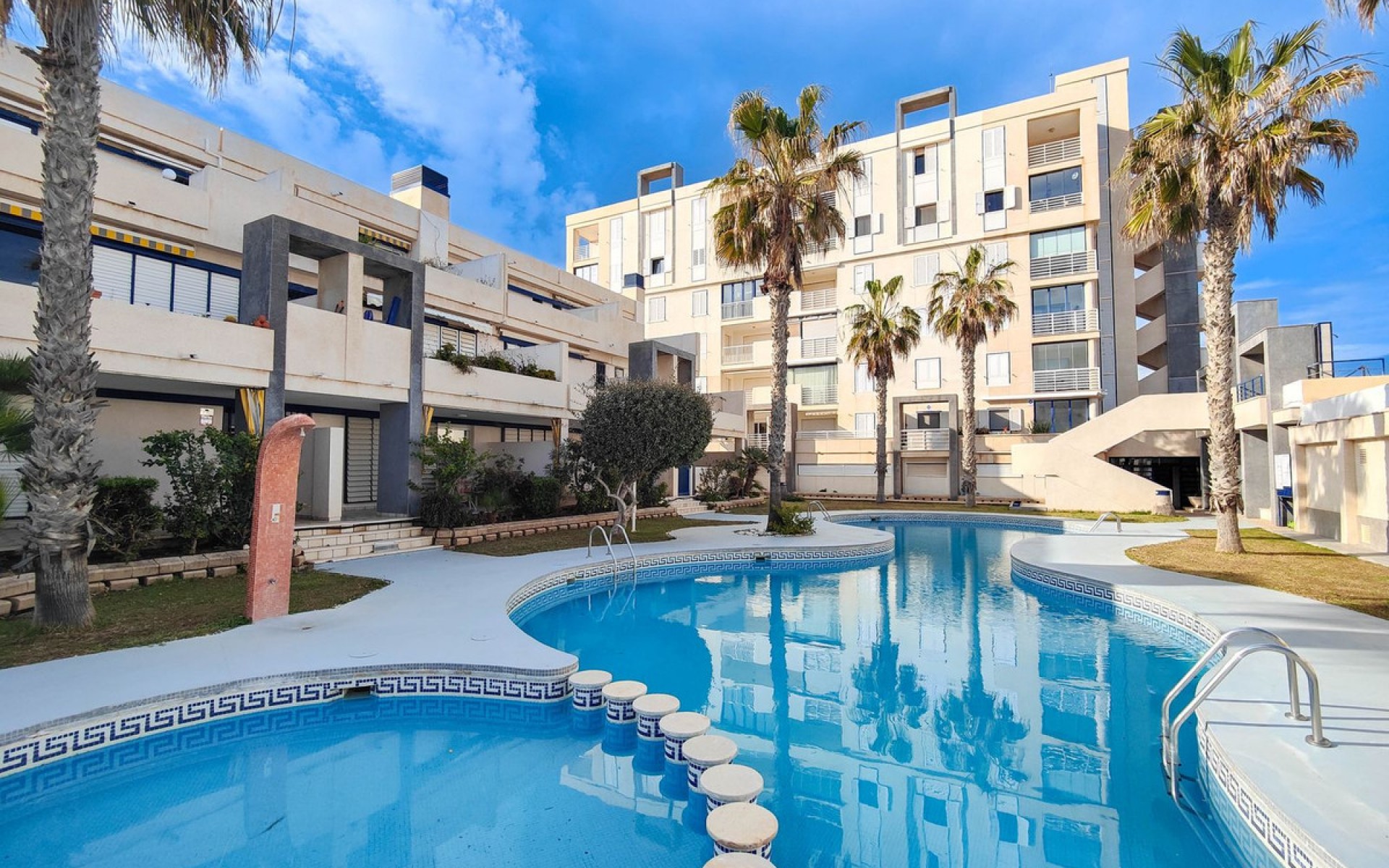 Resale - Apartment - Torrevieja - La Mata