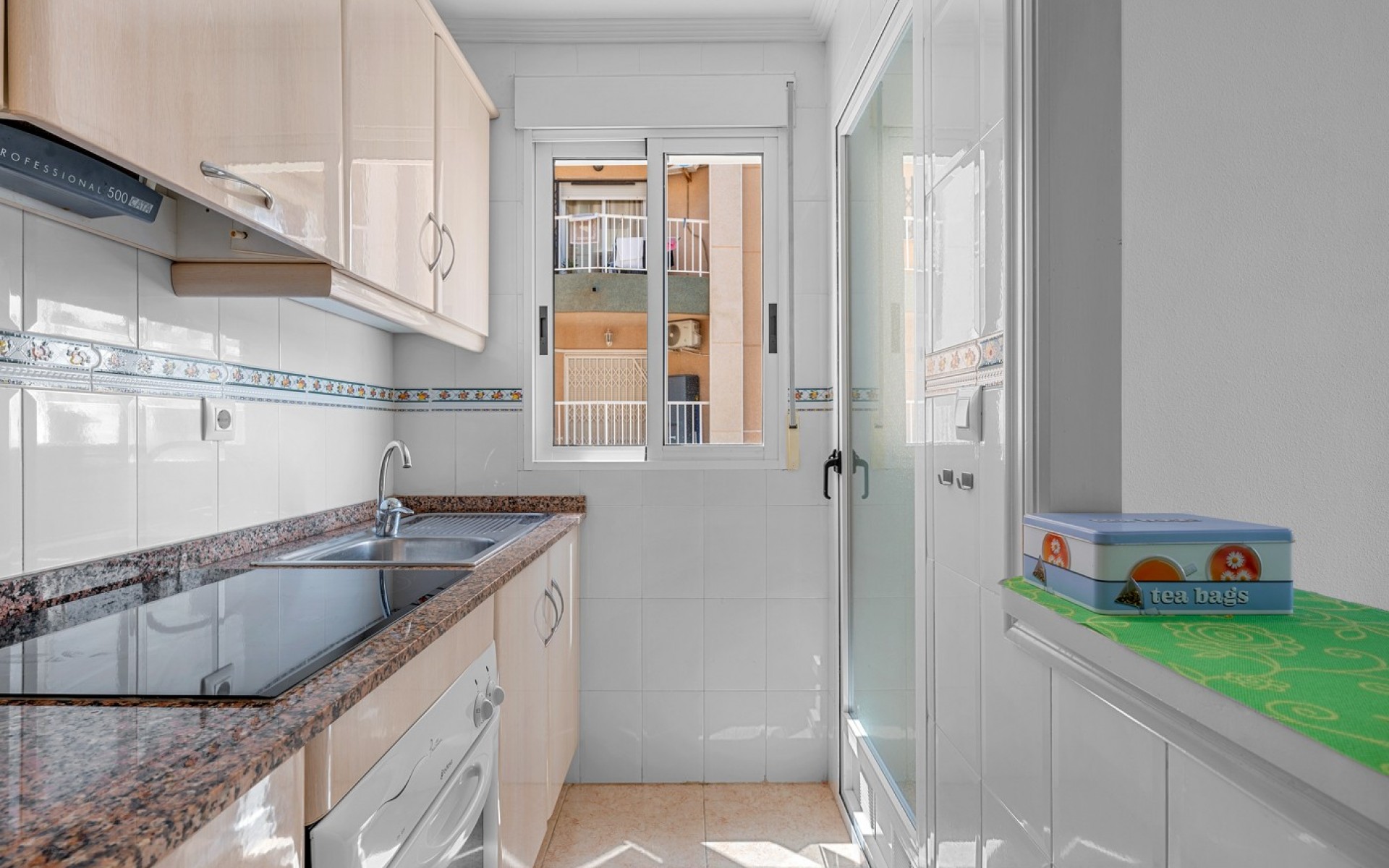 Resale - Apartment - Torrevieja - La Mata