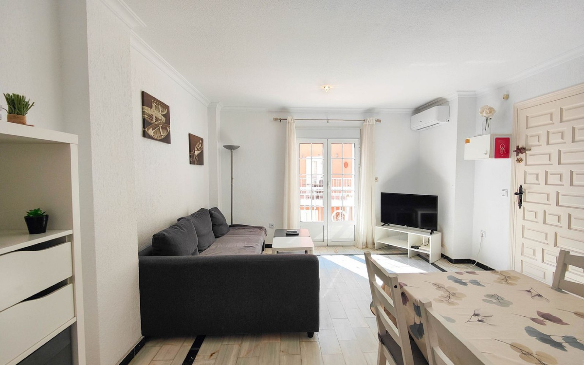 Resale - Apartment - Torrevieja - La Mata