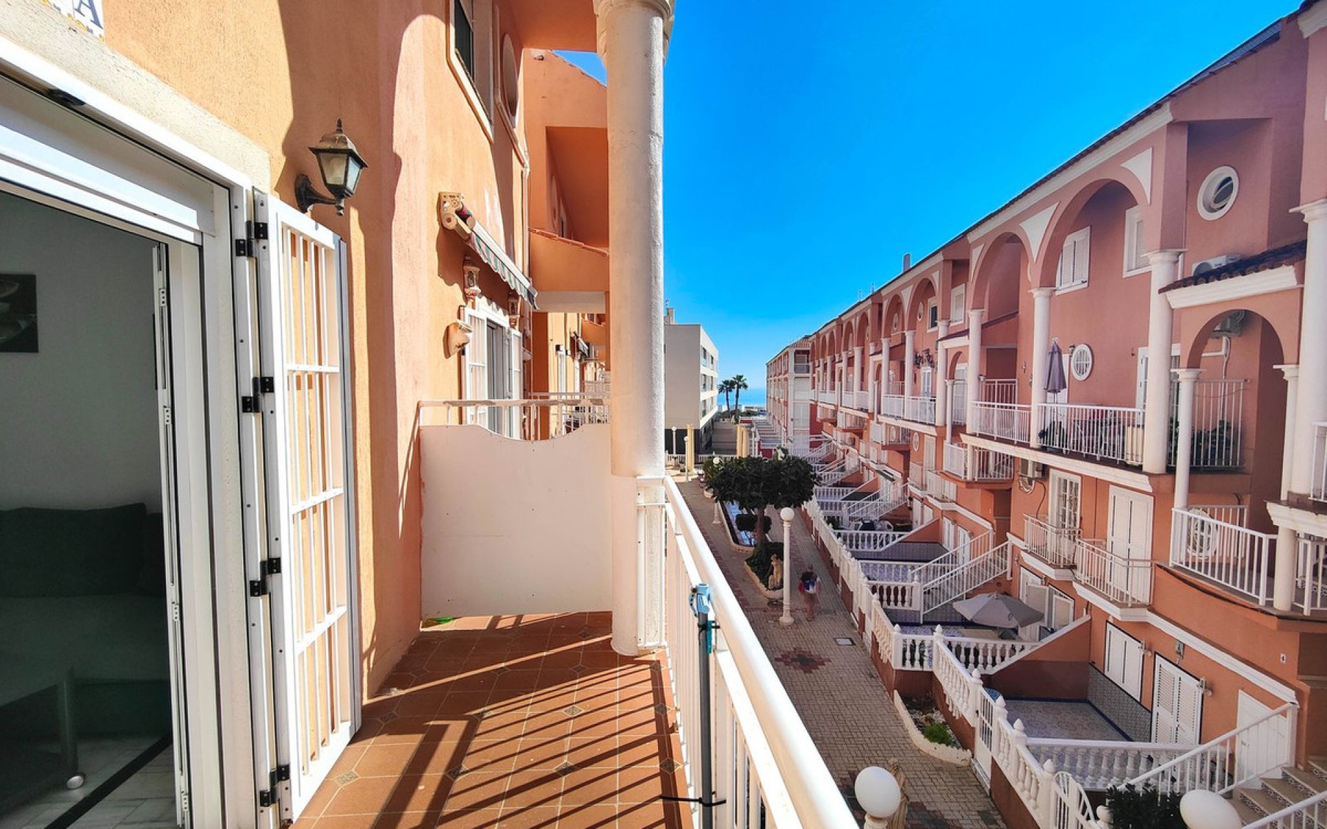Resale - Apartment - Torrevieja - La Mata