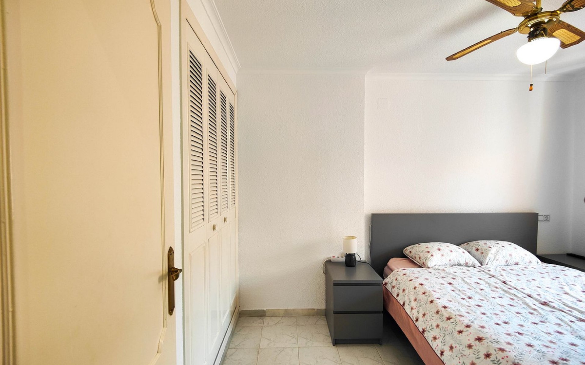 Resale - Apartment - Torrevieja - La Mata