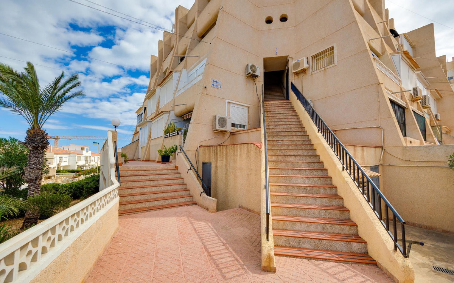 Resale - Apartment - Torrevieja - La Mata