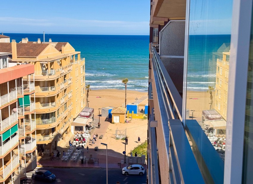Resale - Apartment - Torrevieja - La Mata