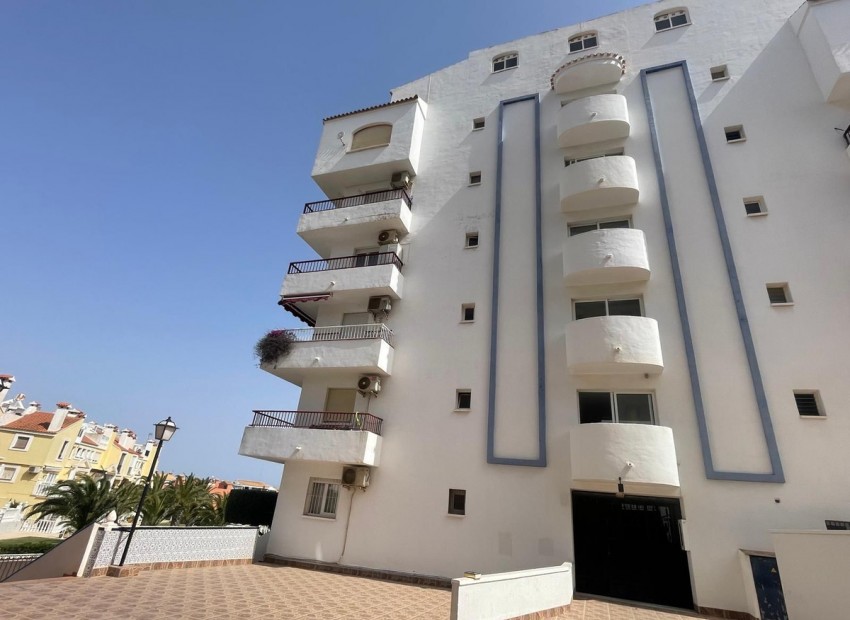 Resale - Apartment - Torrevieja - La Mata