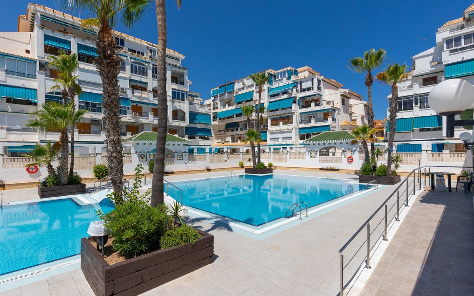 Resale - Apartment - Torrevieja - La Mata