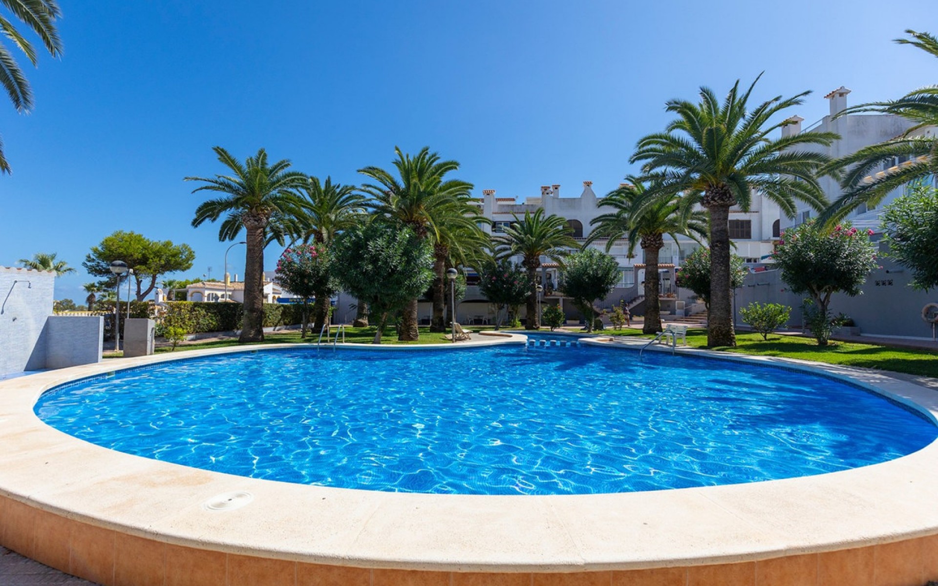 Resale - Apartment - Torrevieja - La Mata