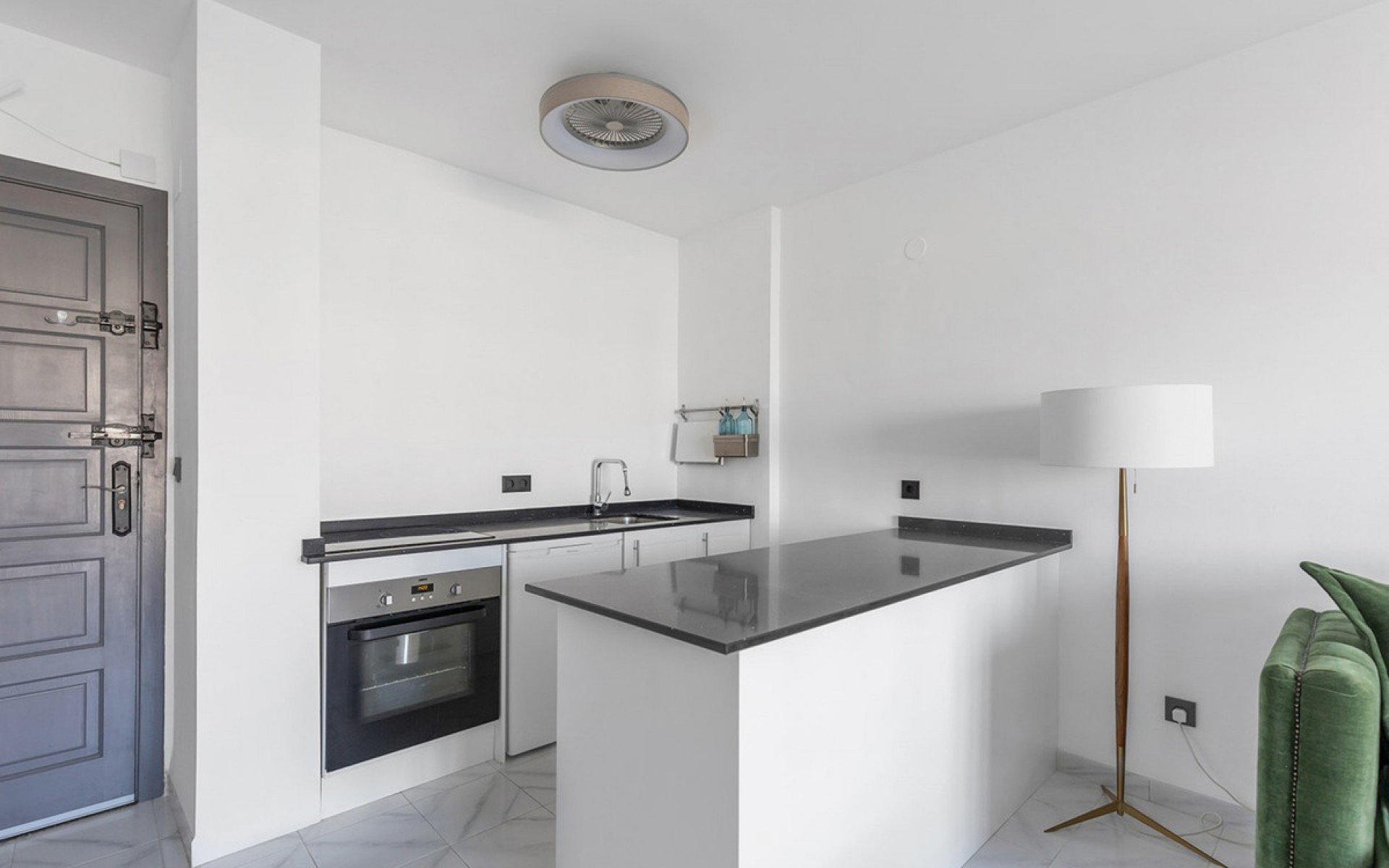 Resale - Apartment - Torrevieja - La Mata
