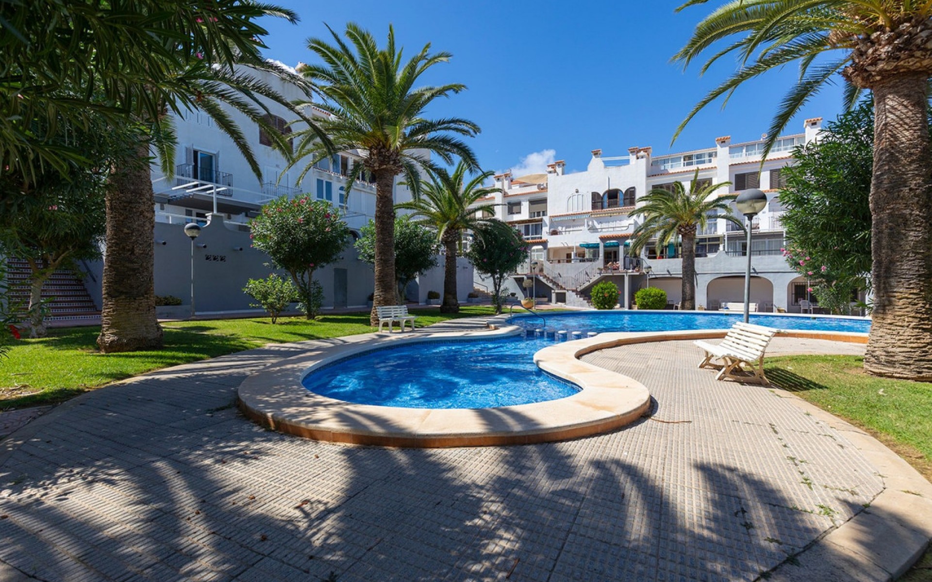 Resale - Apartment - Torrevieja - La Mata