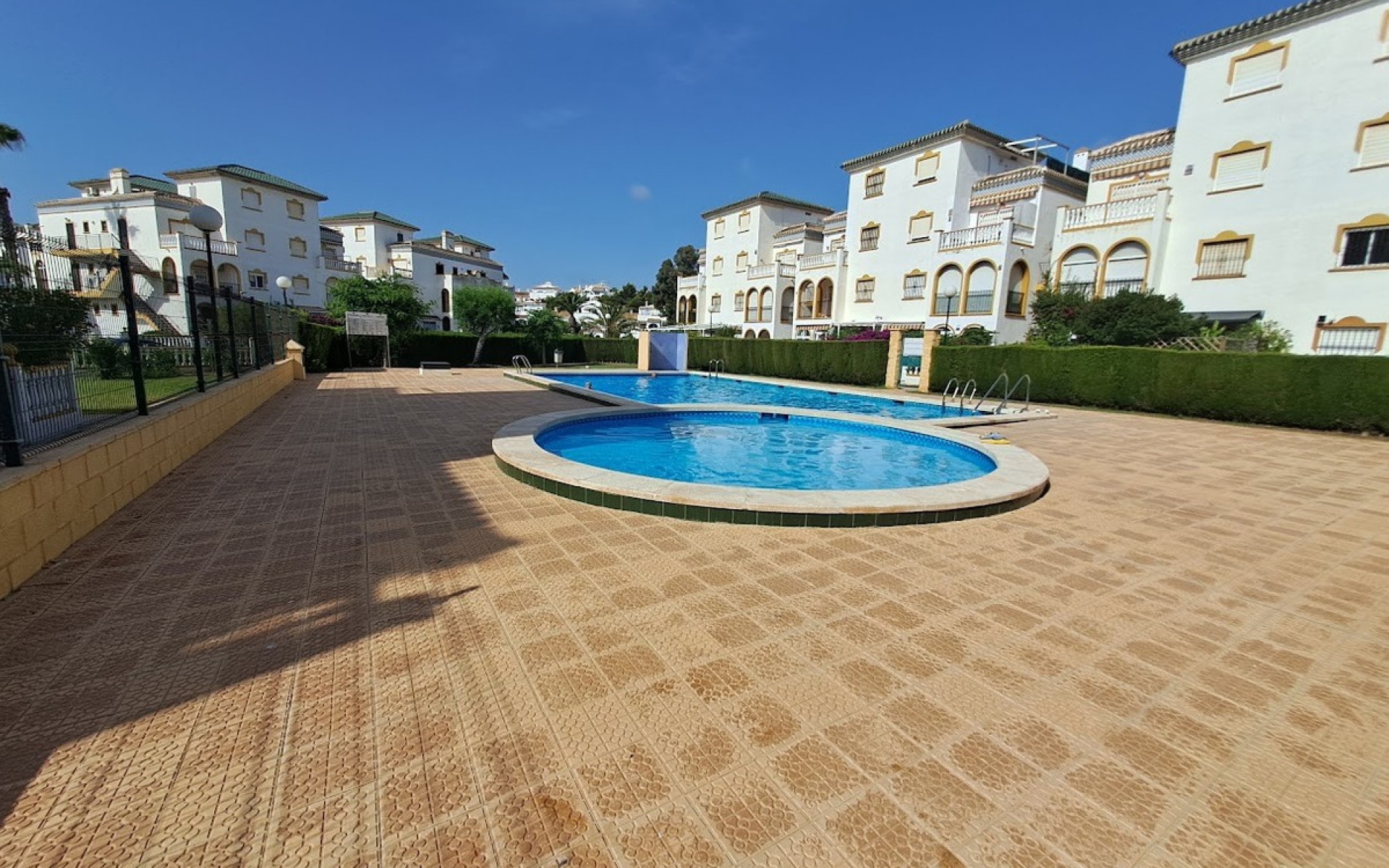 Resale - Apartment - Torrevieja - La Mata