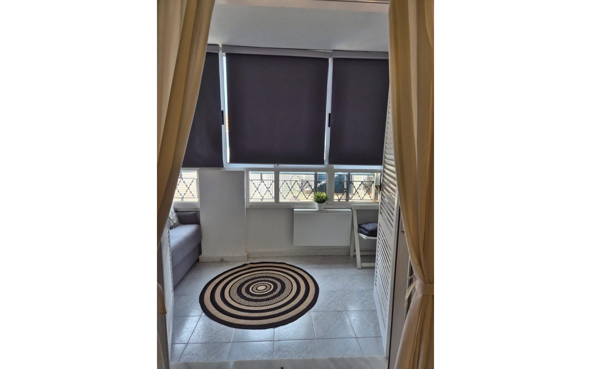 Resale - Apartment - Torrevieja - La Mata