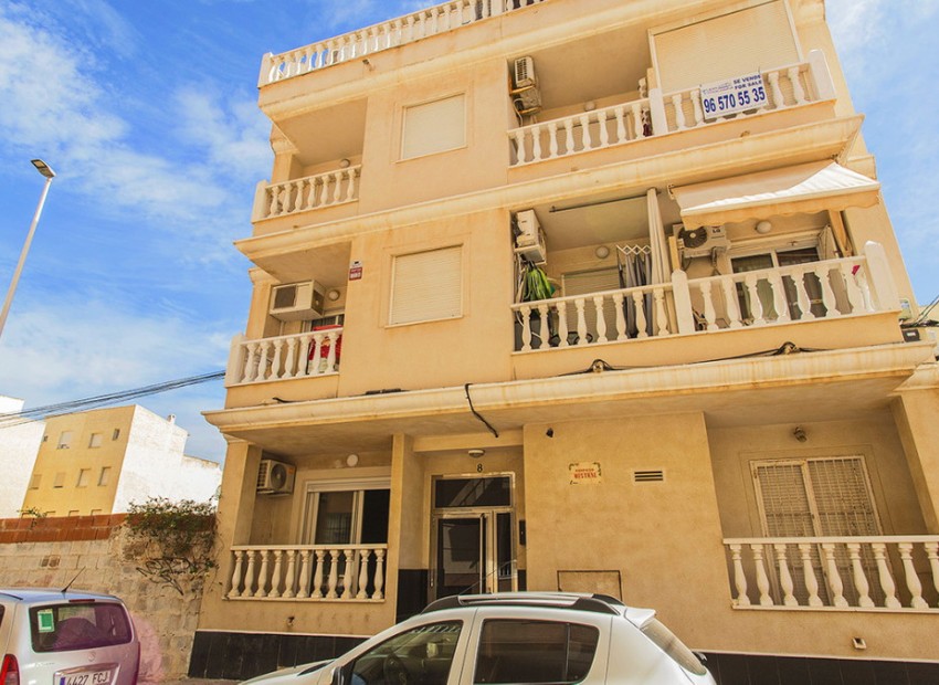 Resale - Apartment - Torrevieja - La Mata
