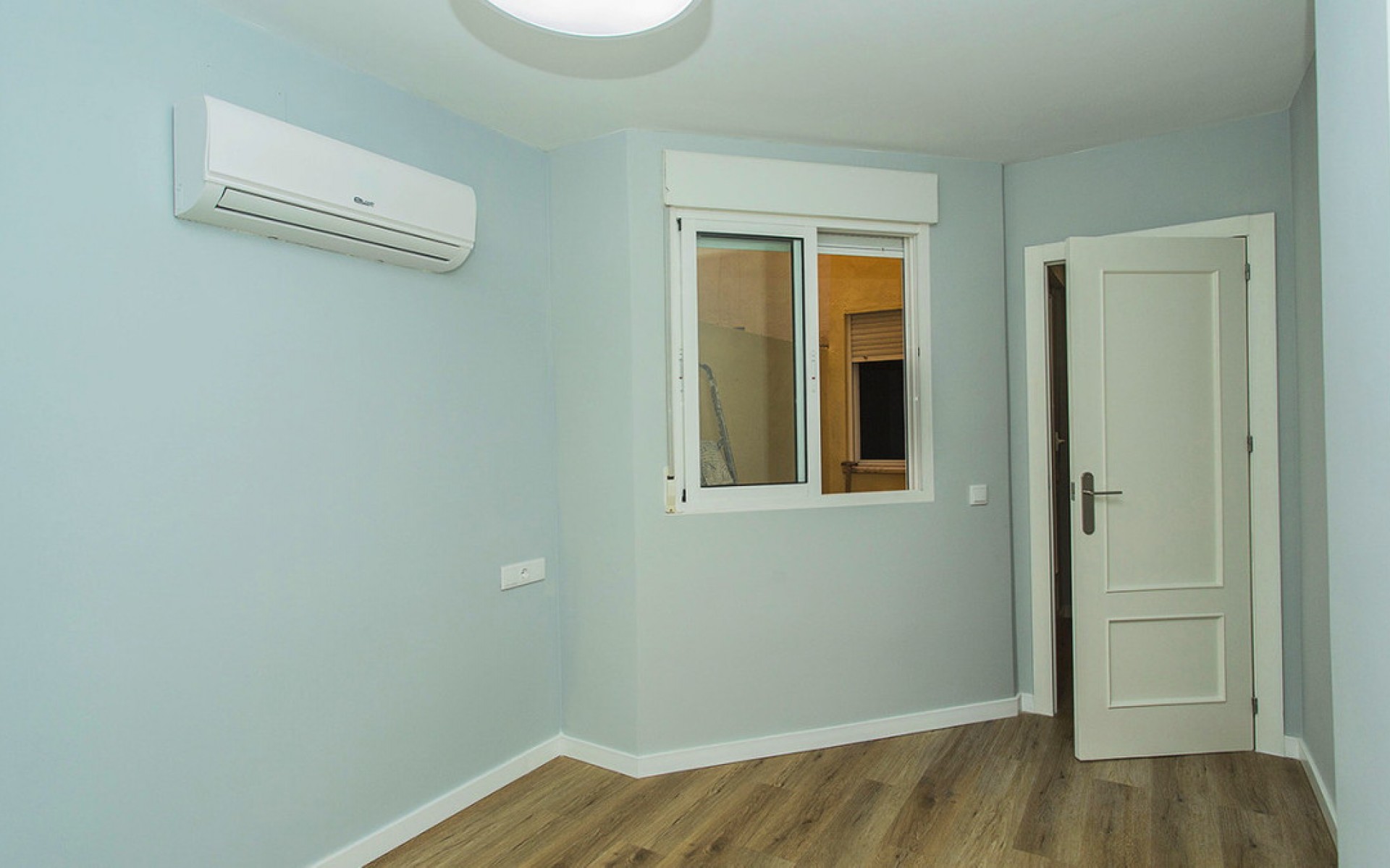 Resale - Apartment - Torrevieja - La Mata