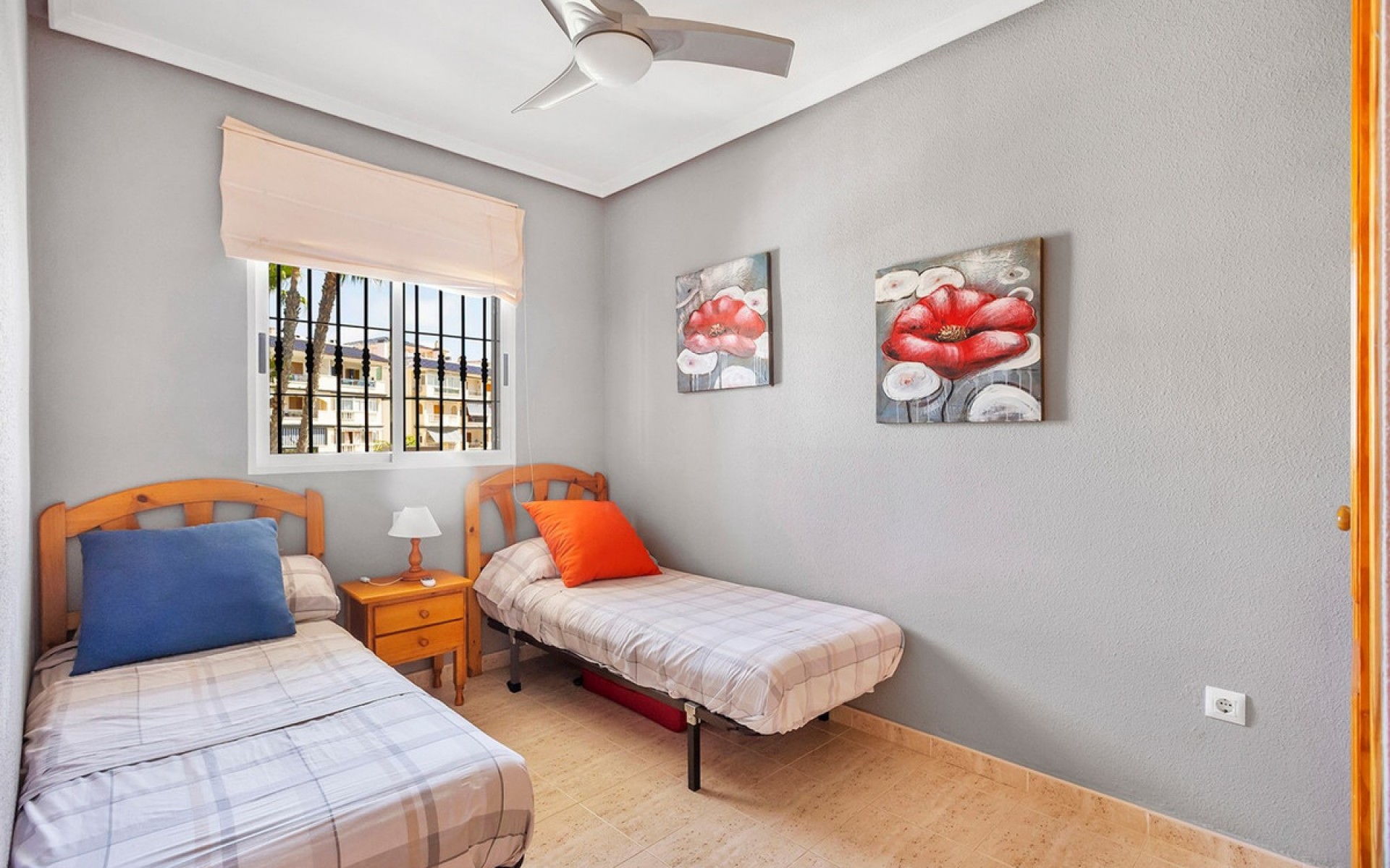 Resale - Apartment - Torrevieja - La Mata