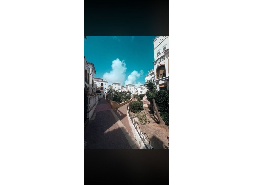 Resale - Apartment - Torrevieja - La Mata