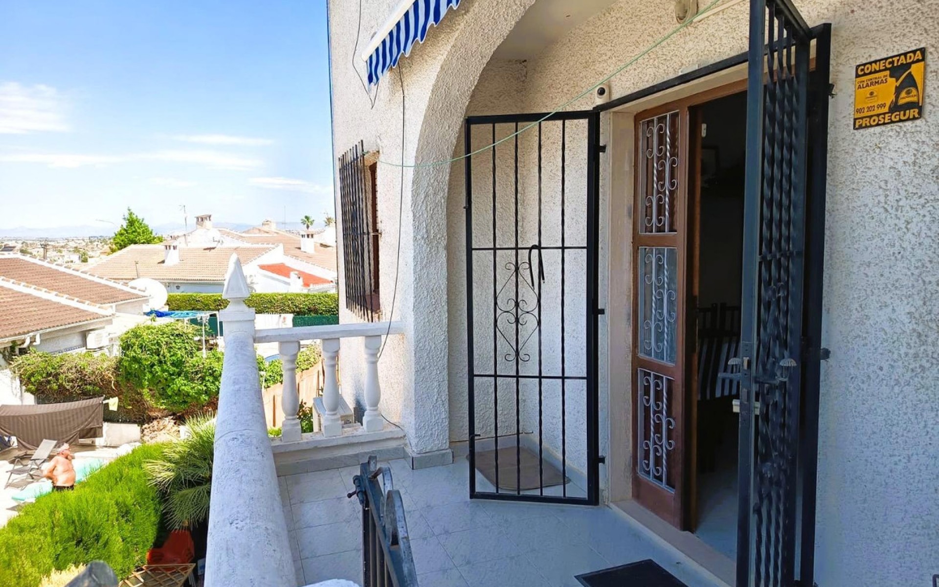 Resale - Apartment - Torrevieja - La Siesta