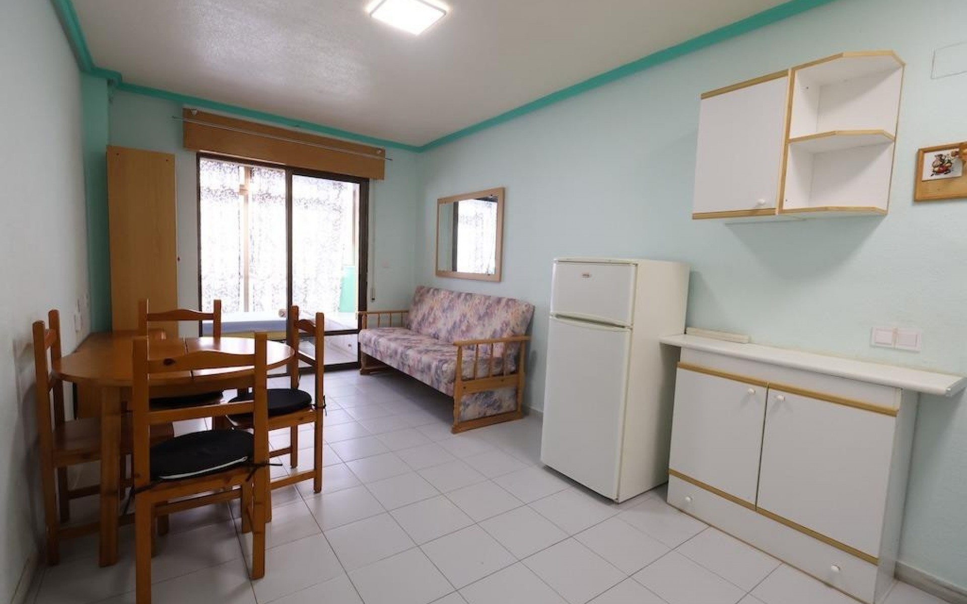 Resale - Apartment - Torrevieja - La Siesta