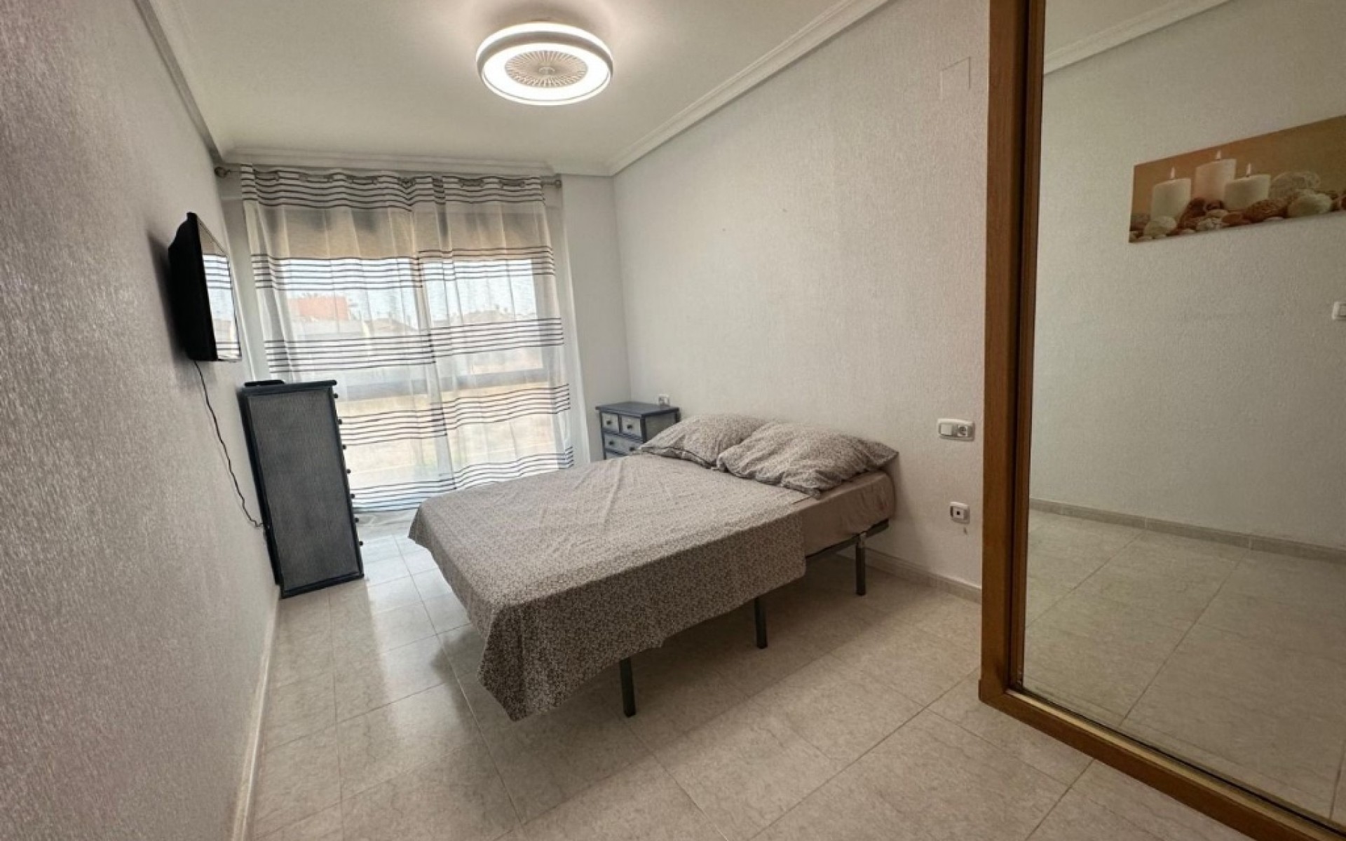 Resale - Apartment - Torrevieja - La Veleta