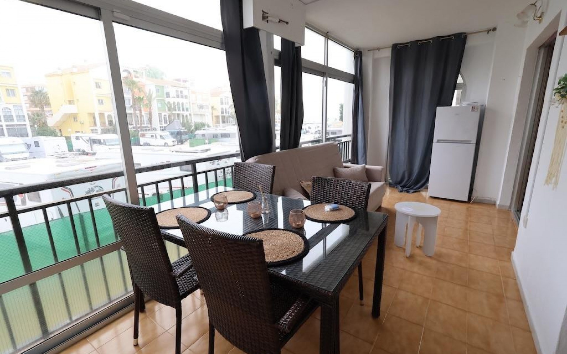 Resale - Apartment - Torrevieja - La Veleta