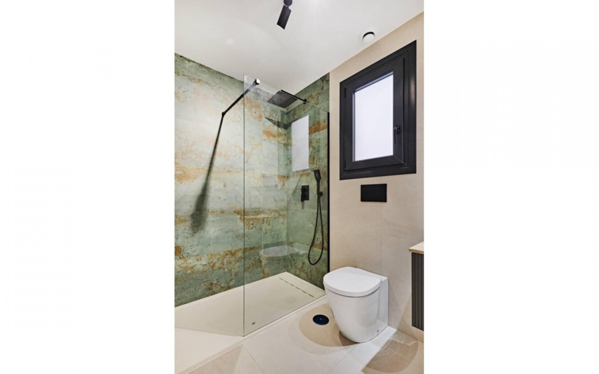 Resale - Apartment - Torrevieja - La Veleta