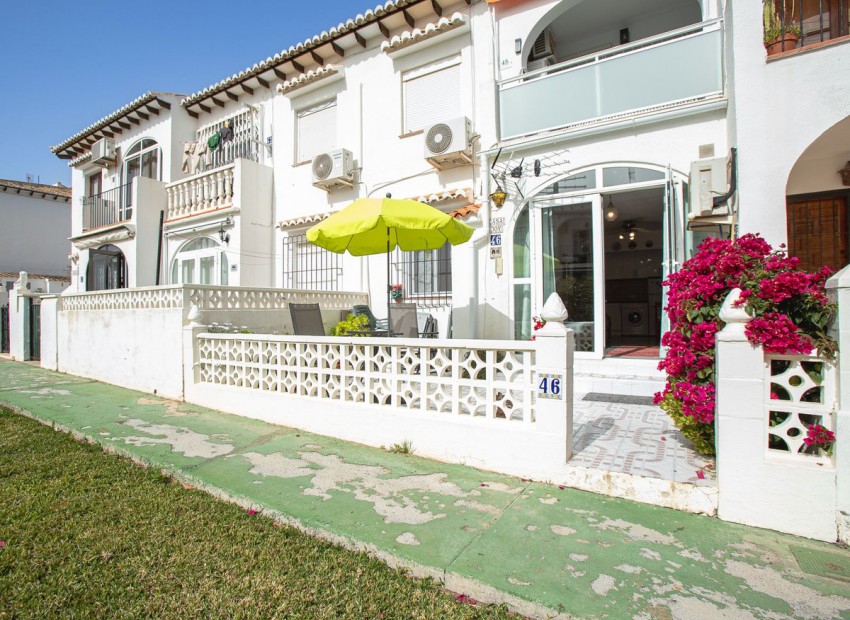 Resale - Apartment - Torrevieja - Lago jardin