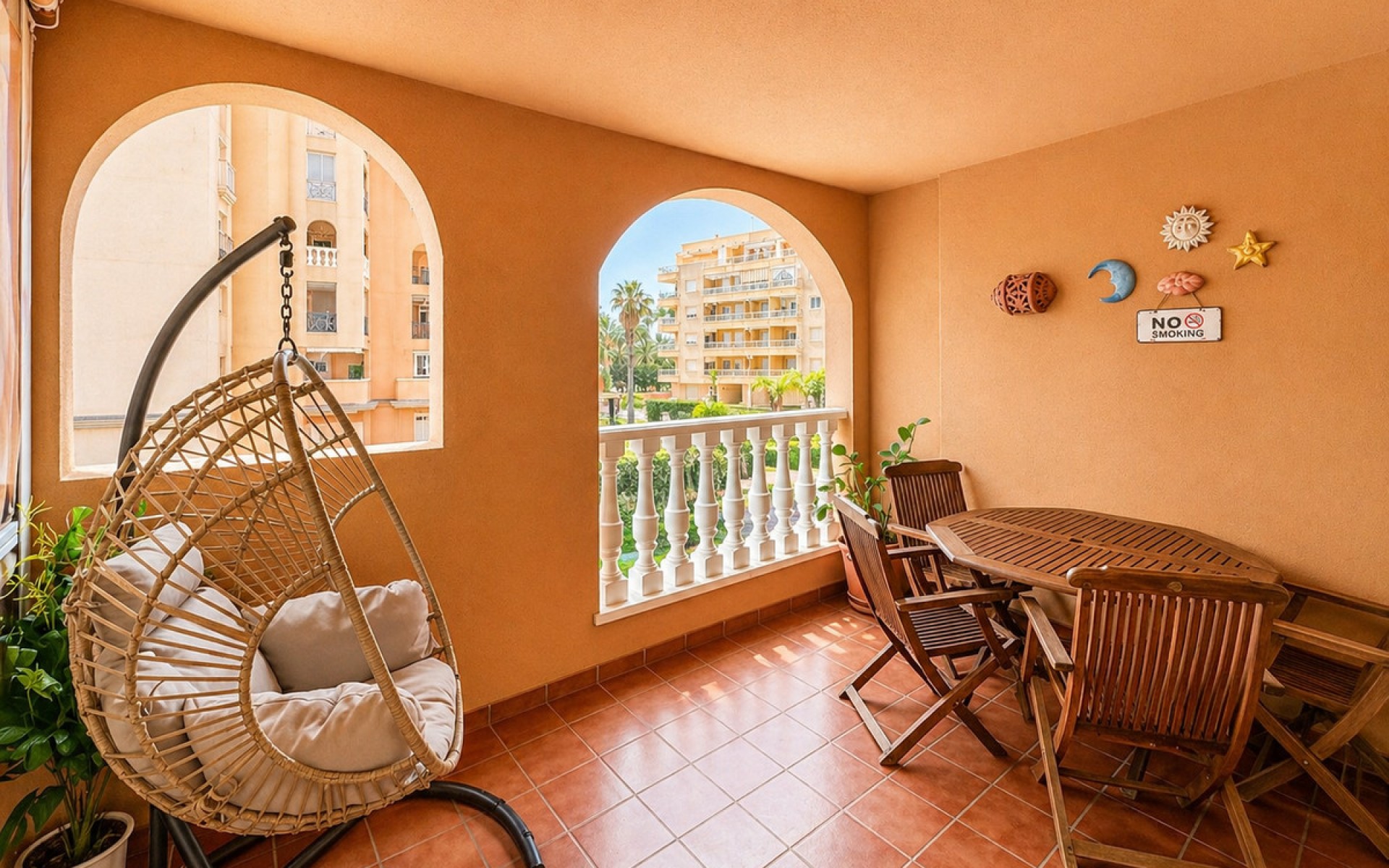 Resale - Apartment - Torrevieja - Playa de los Locos