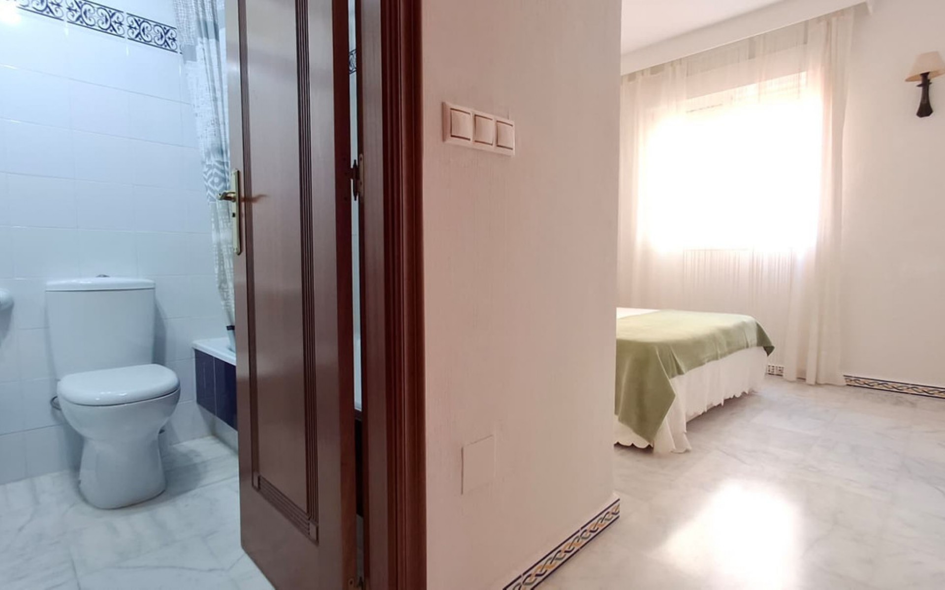 Resale - Apartment - Torrevieja - Playa de los Locos