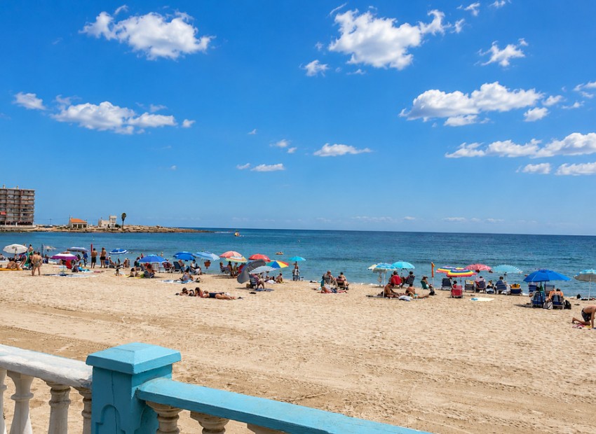 Resale - Apartment - Torrevieja - Playa de los Locos