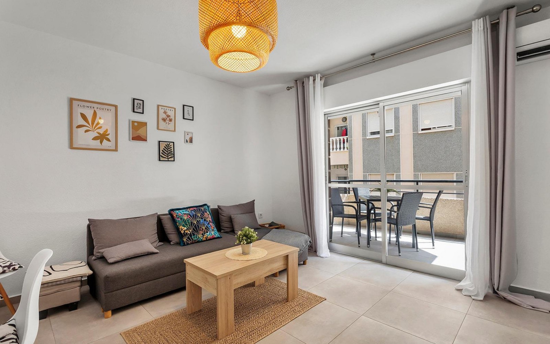 Resale - Apartment - Torrevieja - Playa de los Locos