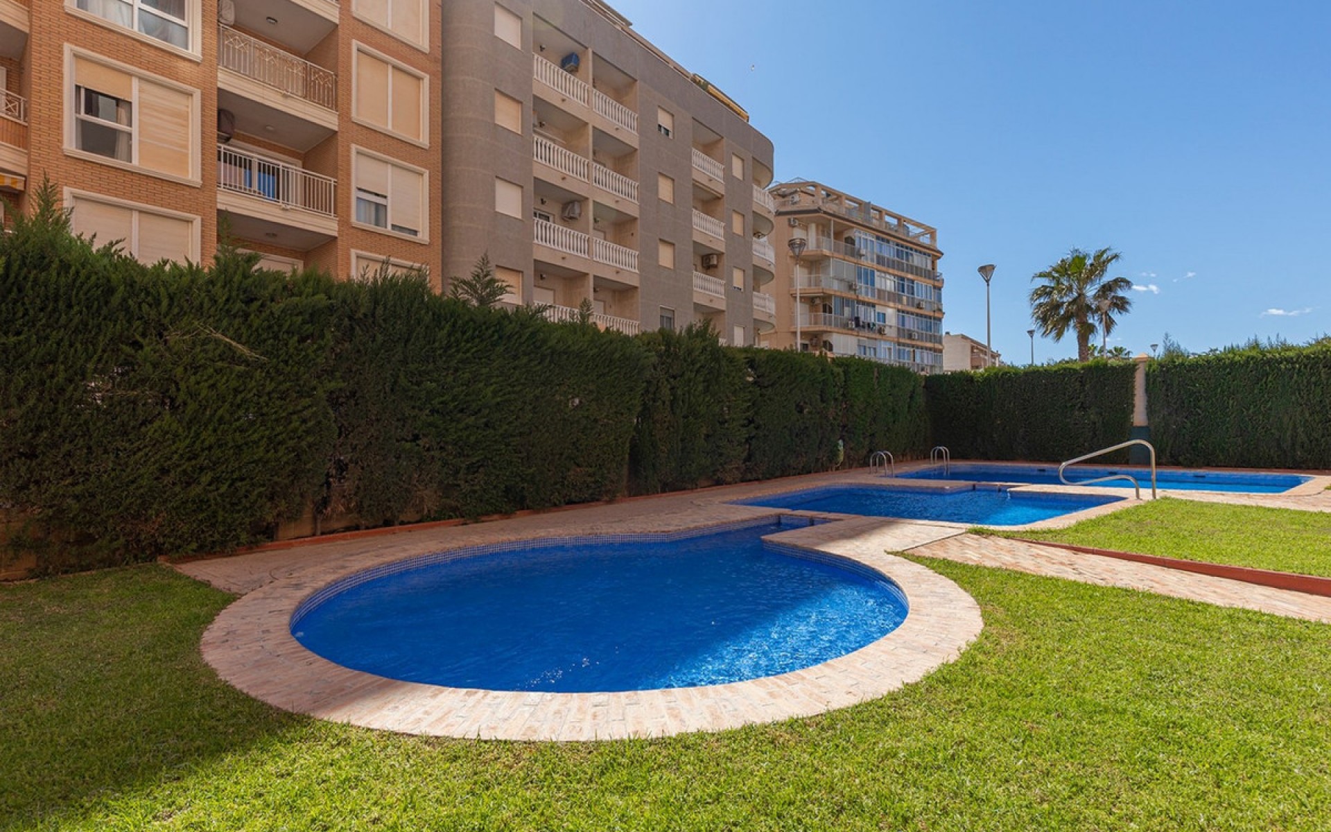 Resale - Apartment - Torrevieja - Playa de los Locos