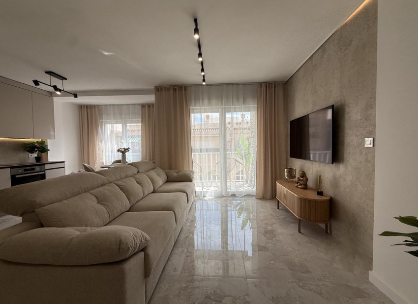 Resale - Apartment - Torrevieja - Playa del Cura