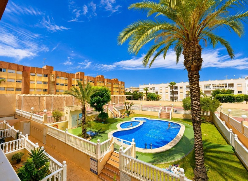 Resale - Apartment - Torrevieja - Playa del Cura