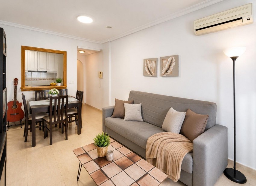 Resale - Apartment - Torrevieja - Playa del Cura