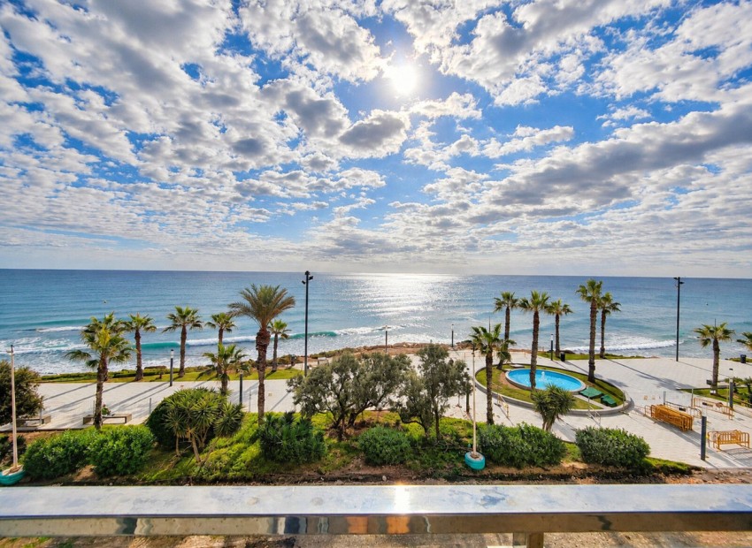 Resale - Apartment - Torrevieja - Playa del Cura
