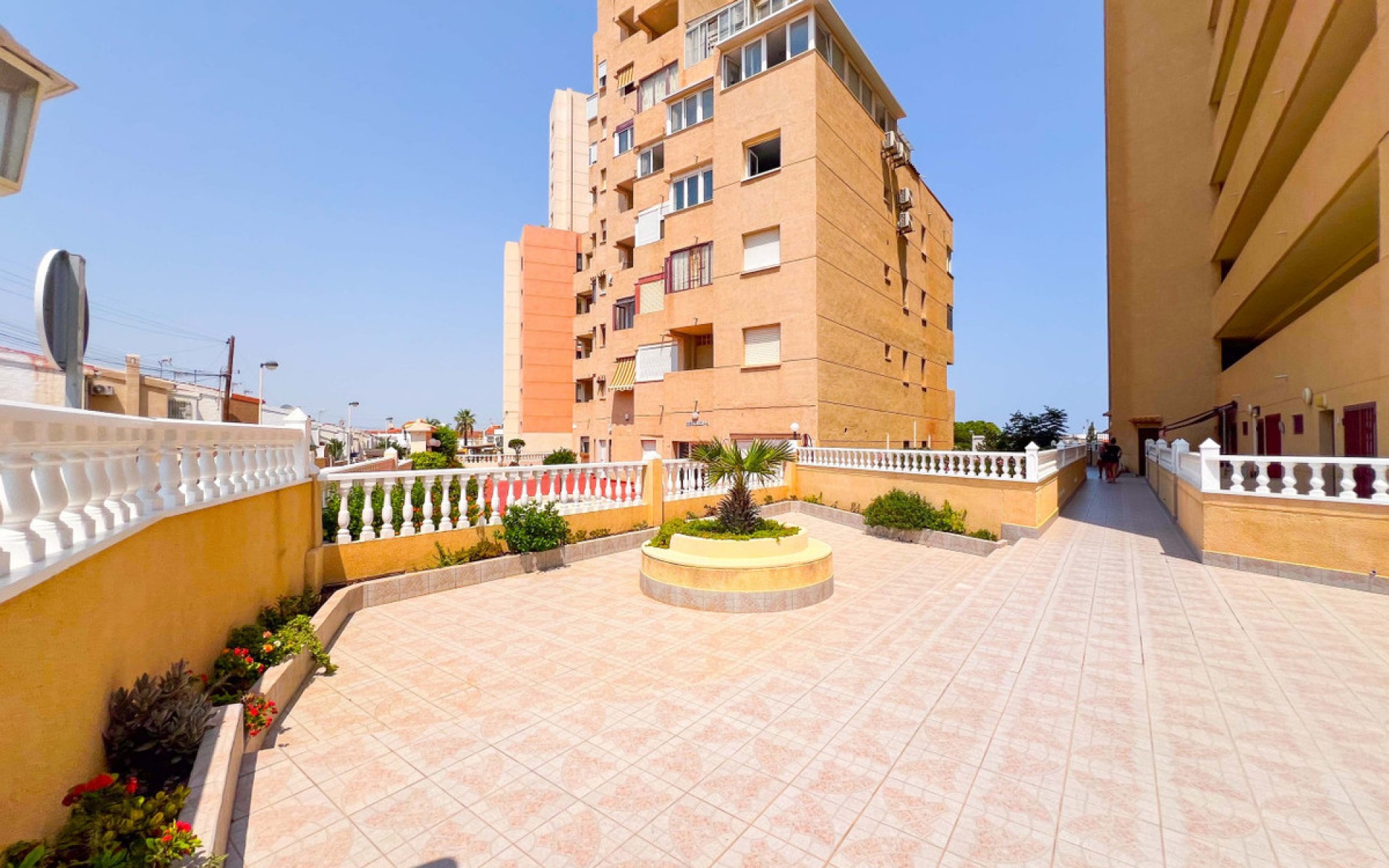 Resale - Apartment - Torrevieja - Torre La Mata