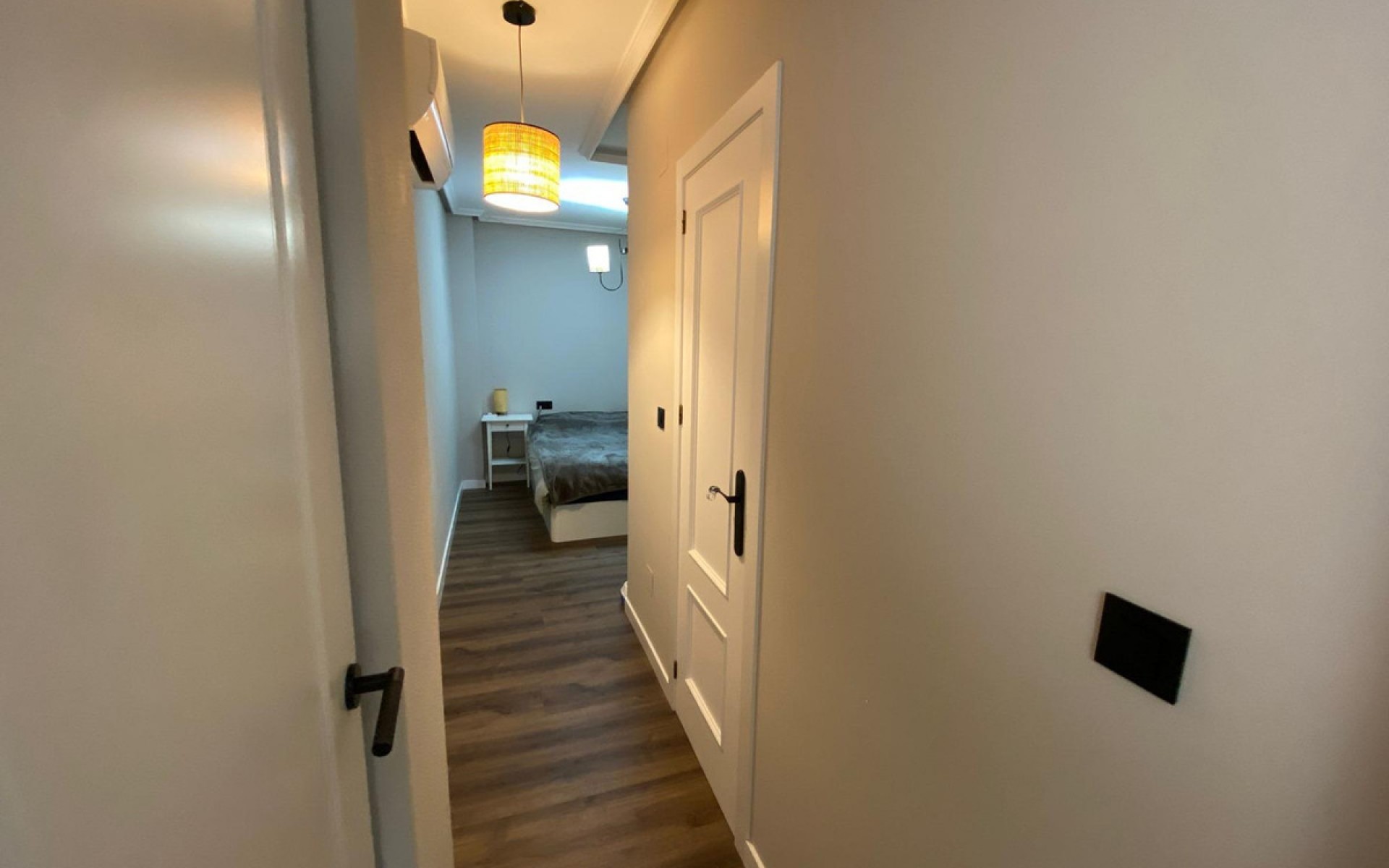 Resale - Apartment - Torrevieja - Torrevieja Centro