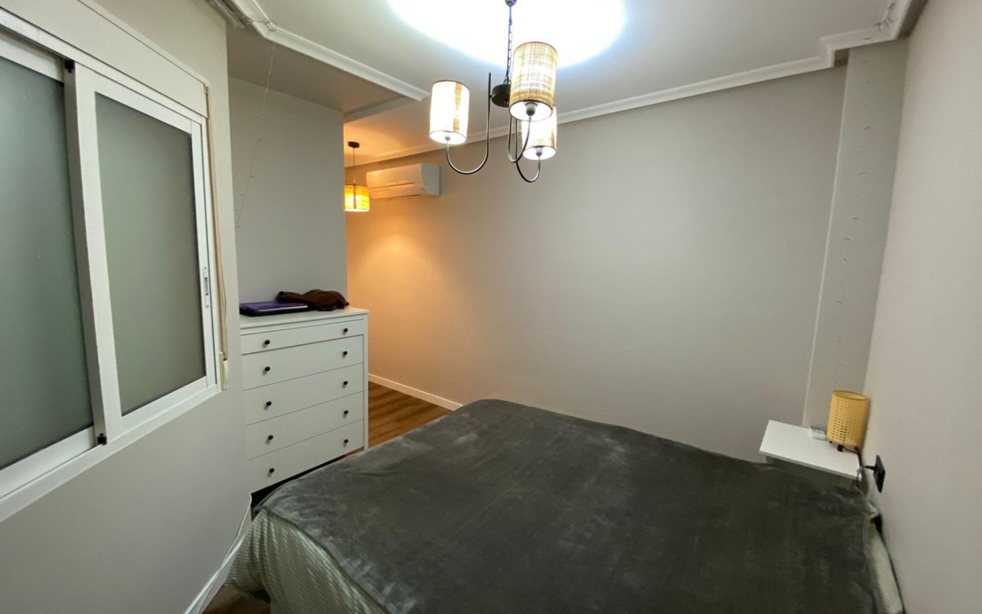 Resale - Apartment - Torrevieja - Torrevieja Centro