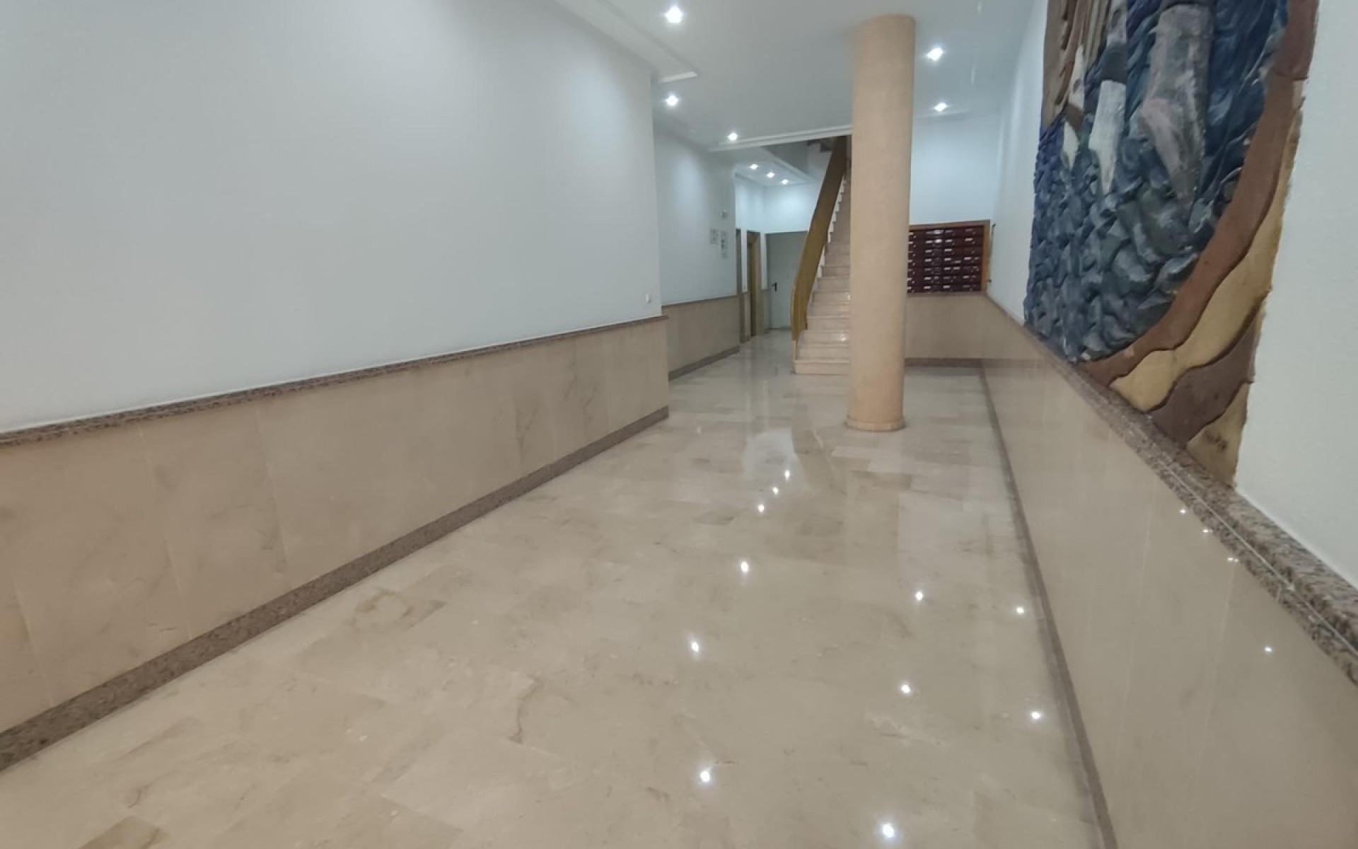 Resale - Apartment - Torrevieja - Torrevieja Centro