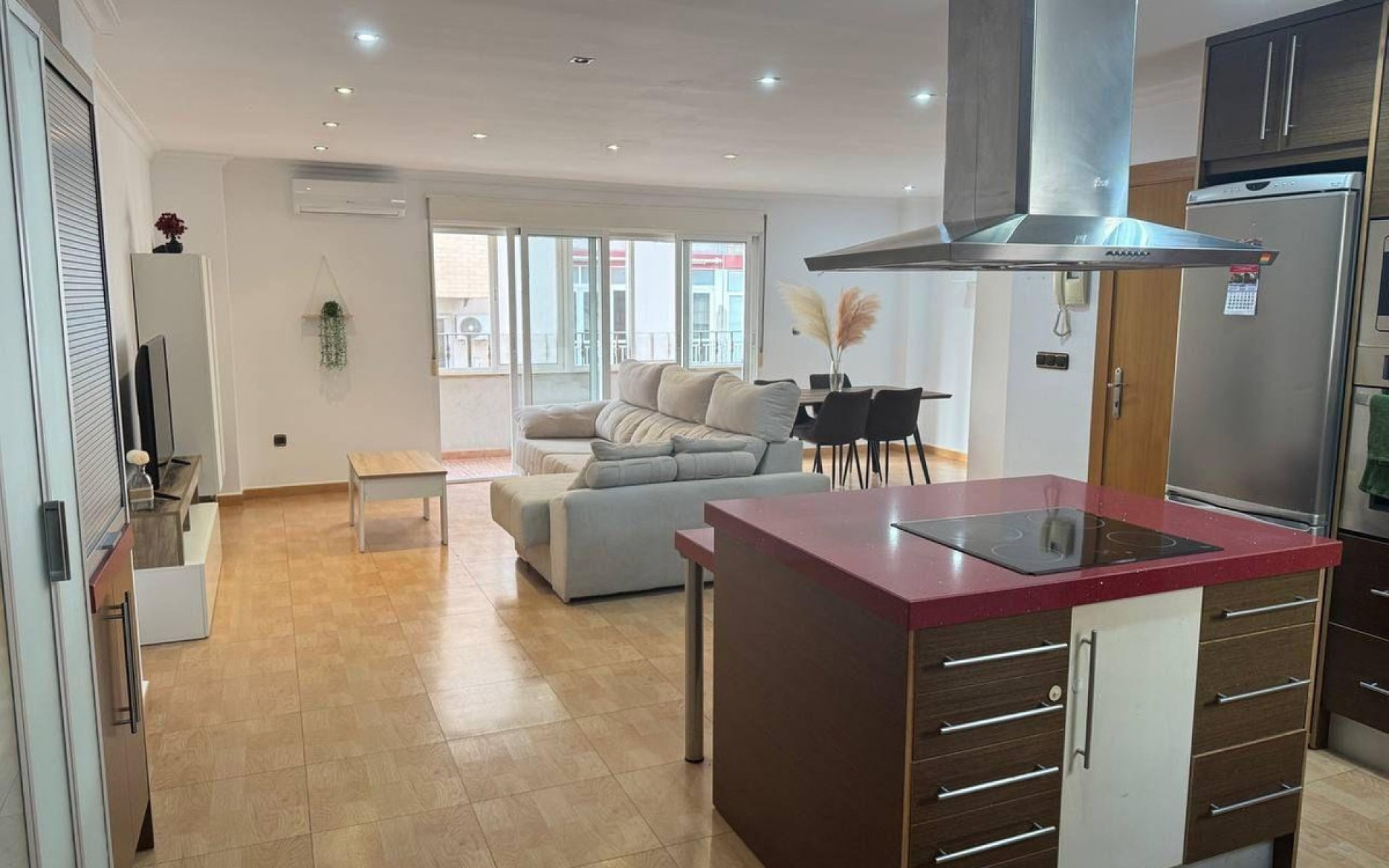 Resale - Apartment - Torrevieja - Torrevieja Centro