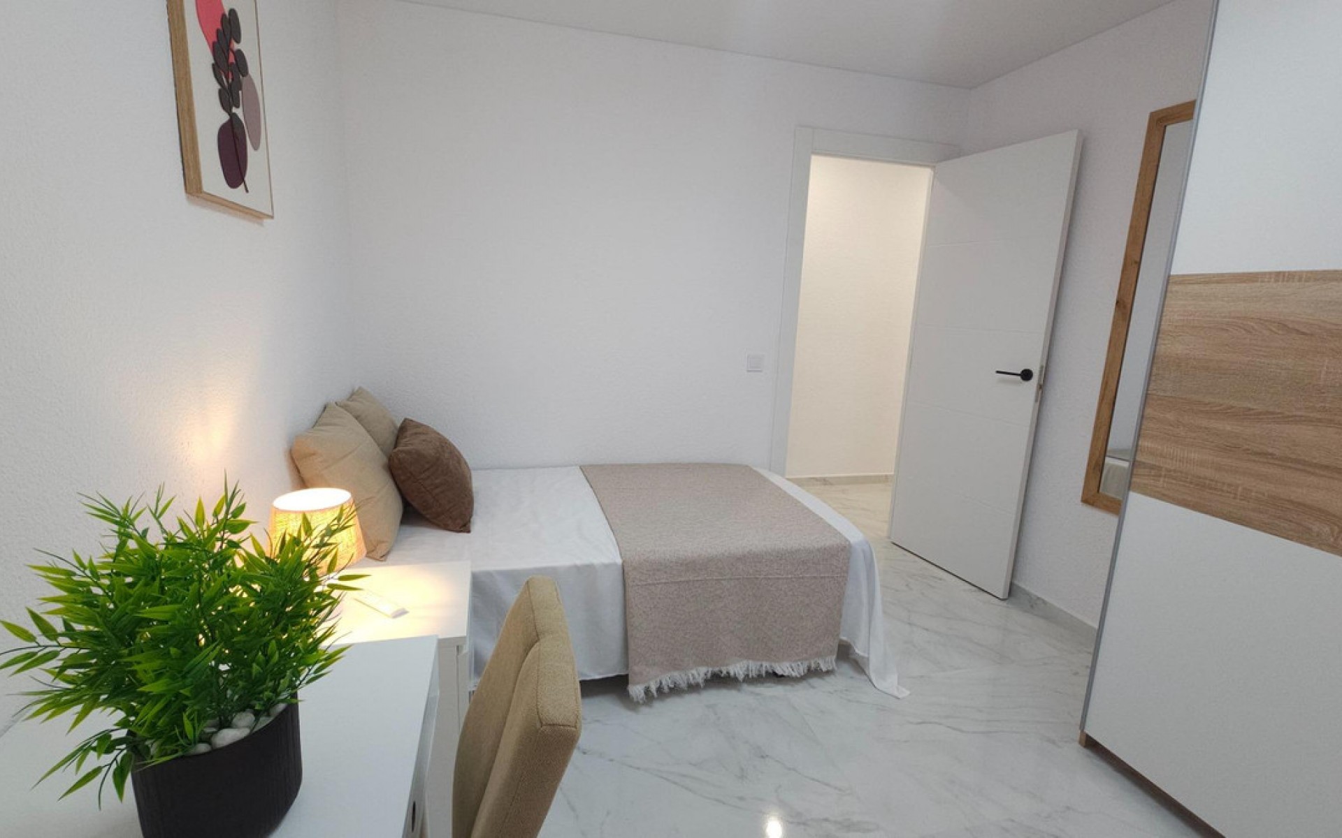 Resale - Apartment - Torrevieja - Torrevieja Centro
