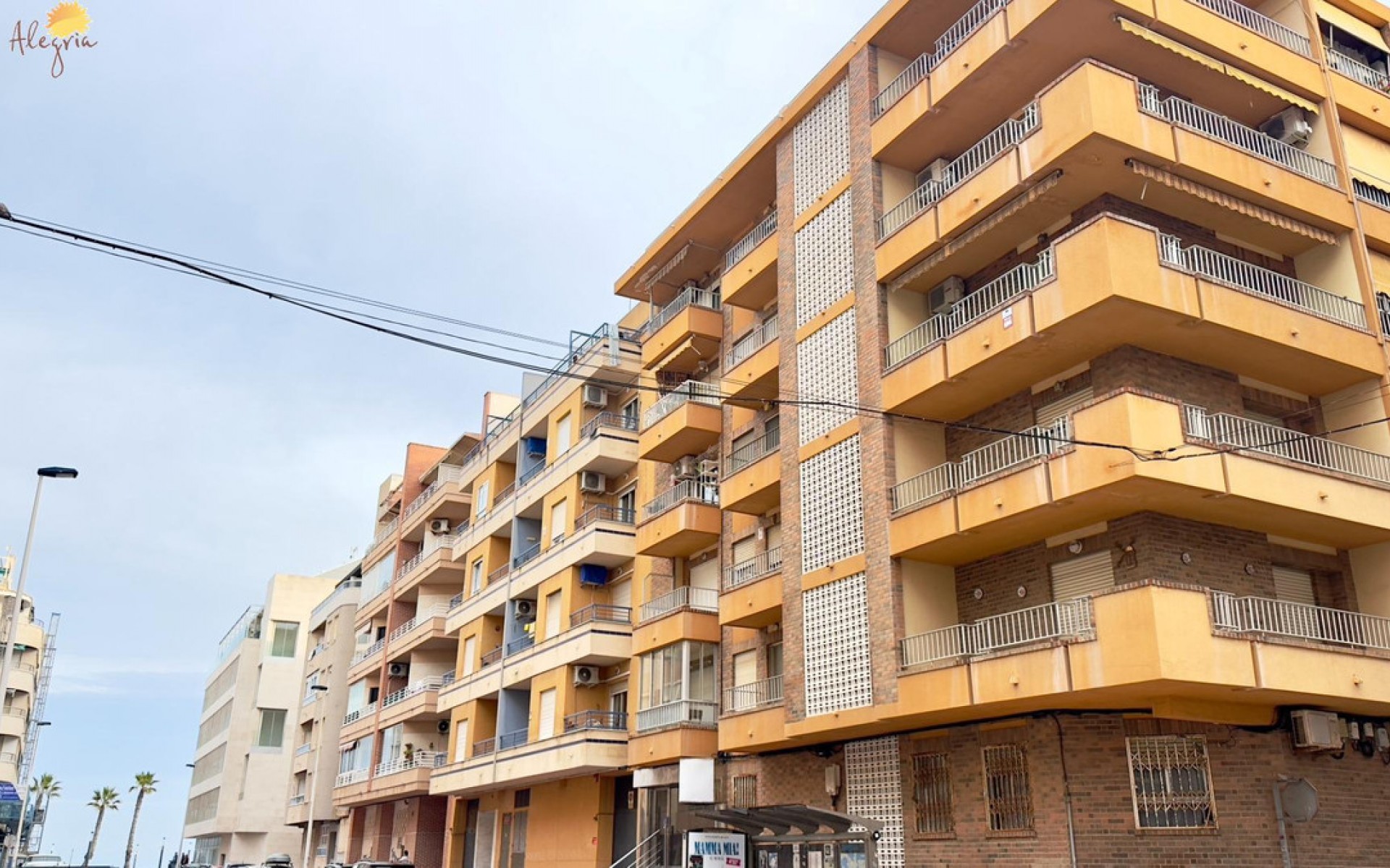 Resale - Apartment - Torrevieja - Torrevieja Centro